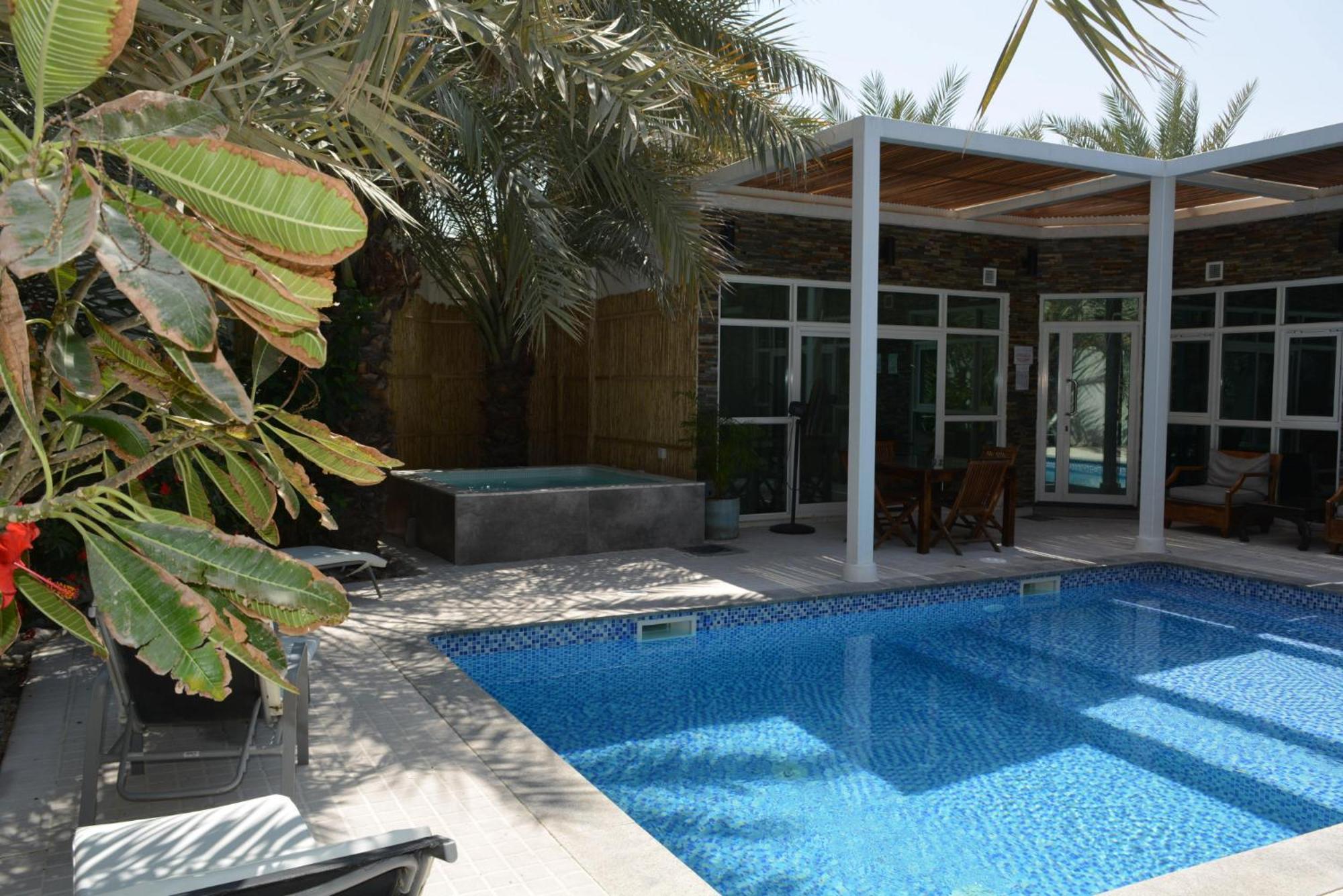 Dar 66 Pool Chalets With Jacuzzi ราสอัลไคมาห์ ภายนอก รูปภาพ